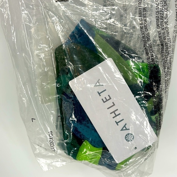Athleta Maldives Bra Cup Bikini Top in Liana Floral Green 32B / C New with tags! - Picture 11 of 15